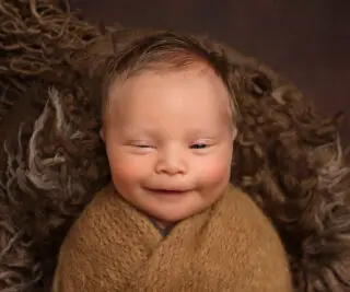 Happy Friday, we've just about made it though the week!  #newborn #newbornphotography #newbornsmiles #milkdrunk #milkdrunkbaby #weekend #newbornphotography #newbornbaby #essexbabyphotographer #chelmsfordnewbornphotography #essex #billericay #brentwood #jobradleyphotography